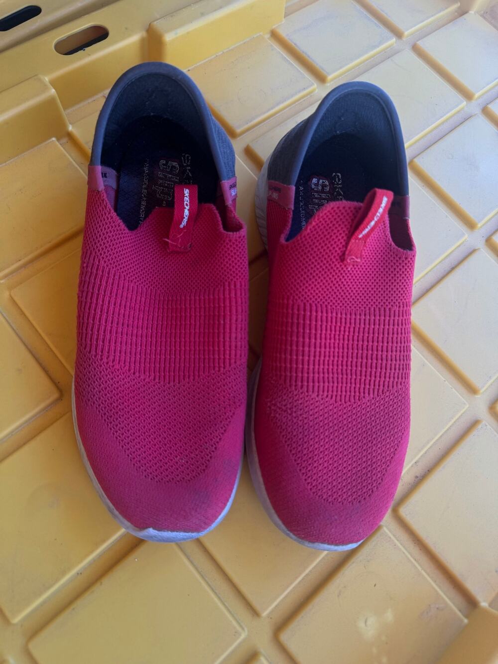 Boys Slip-On Red Skechers